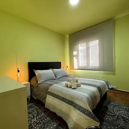 3 En Plaza De Espana 6pax *